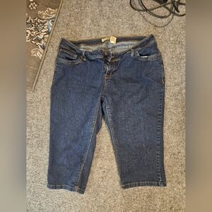 Hybrid Long Shorts. Size 18 Womens. Buy 1 Article Of Clothing, Get 1 Free